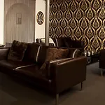 فندق Arena فيلمز